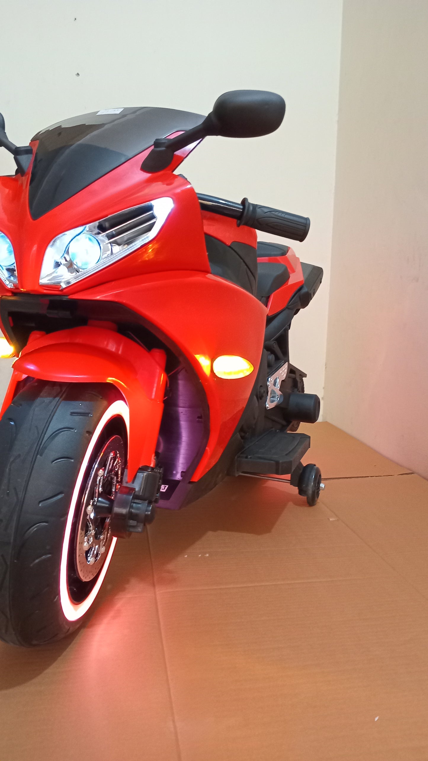 Heavy bike for kids, For age 4 to 8 years, Rechargeable battery operated kids bike, music mp3 LED lights, motors big battery. Color Red.